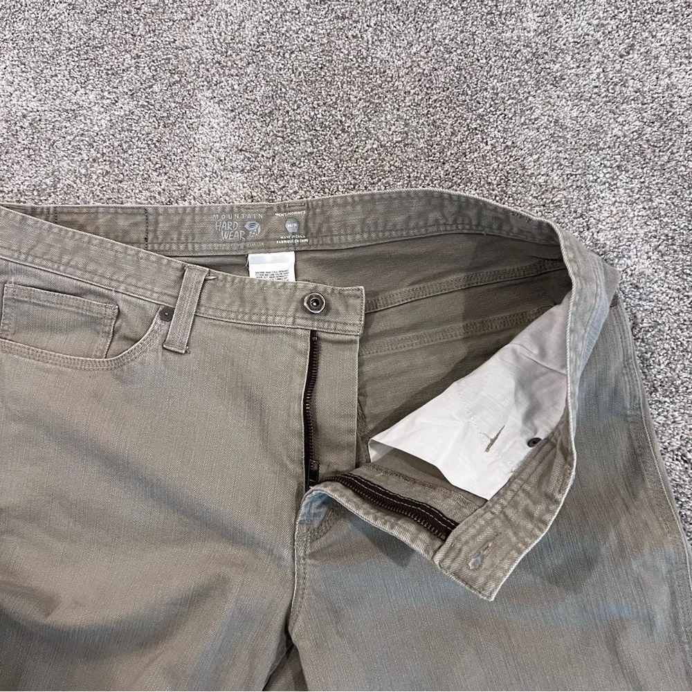 Mountain Hardwear Passenger Pants Men Size 36x30 Hiking Outdoor Beige 1467041,